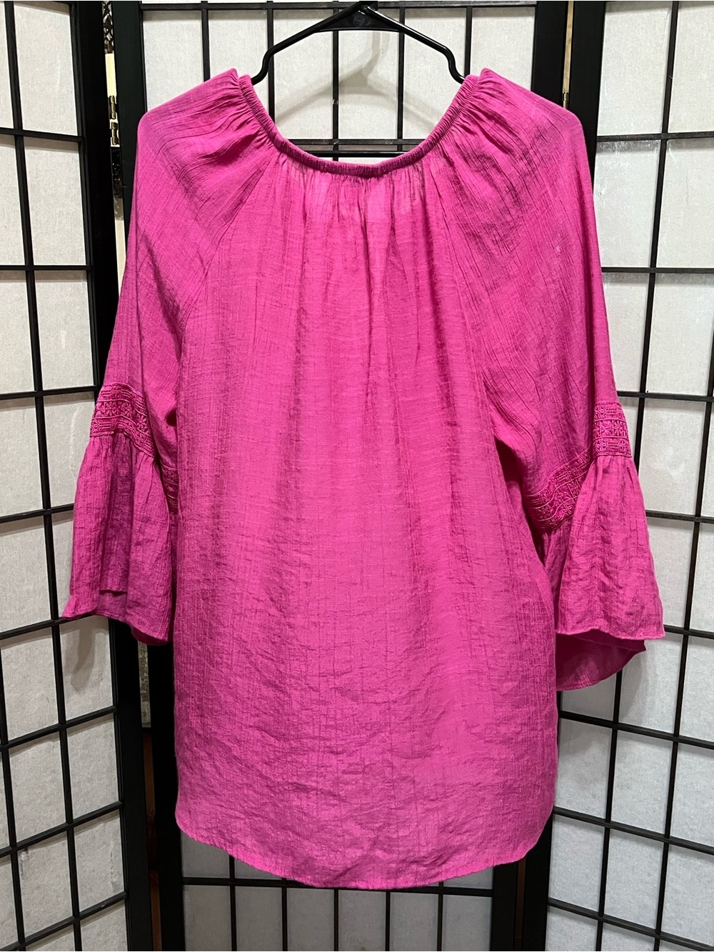 Contemporary Concepts Bright Pink PeasantTop with Crochet Detail SIZE XL - Picture 7 of 10